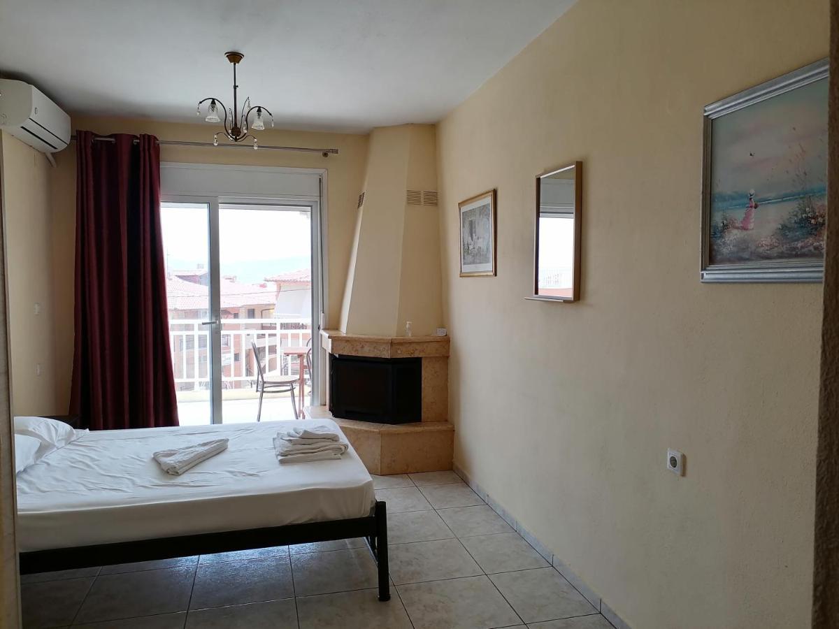 House Lena Apartment Sarti Exterior photo